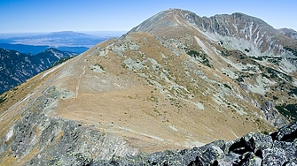 Първият есенен месец прилича повече на лято отколкото на есен