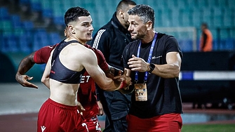 ЦСКА най после постигна първата си победа в първенството Това стана едва