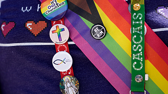 За първи път в историята на Ватикана над 1400 католици