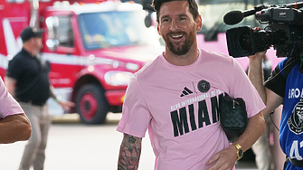 Лионел Меси се завърна в националния отбор на Аржентина и