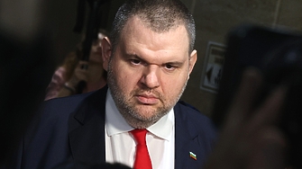 Санкционираният за корупция от САЩ и Великобритания Делян Пеевски и