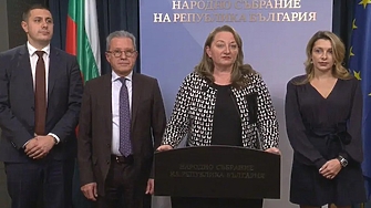 Минималната работна заплата ще е 620 евро 1213 лева Това