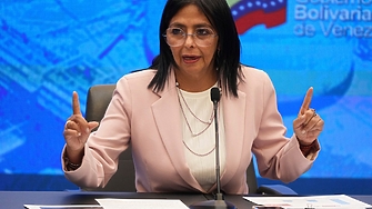 Временният президент на Венецуела Делси Родригес призова за балансирани и