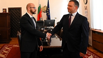 Нашата първа задача е приемане на нови правила по които