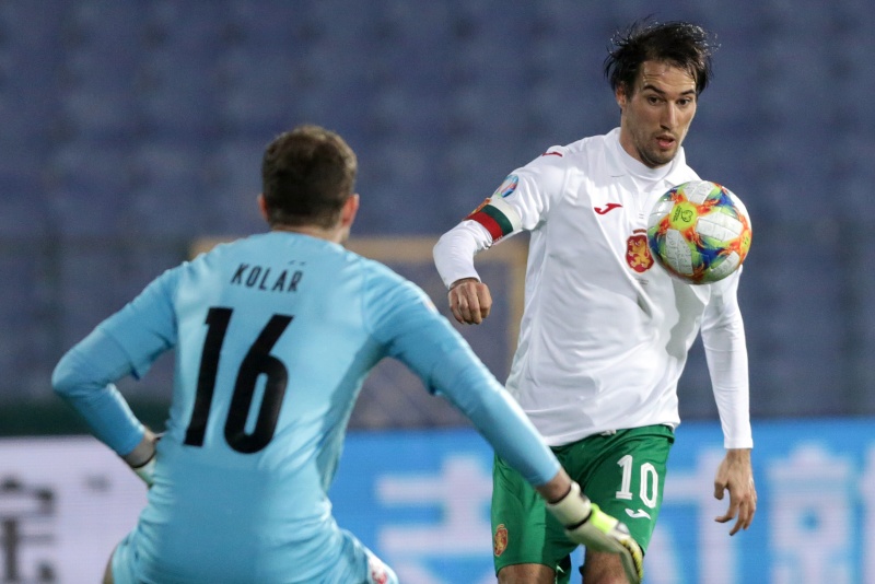 Левски обяви че привлича като свободен агент бившия капитан на