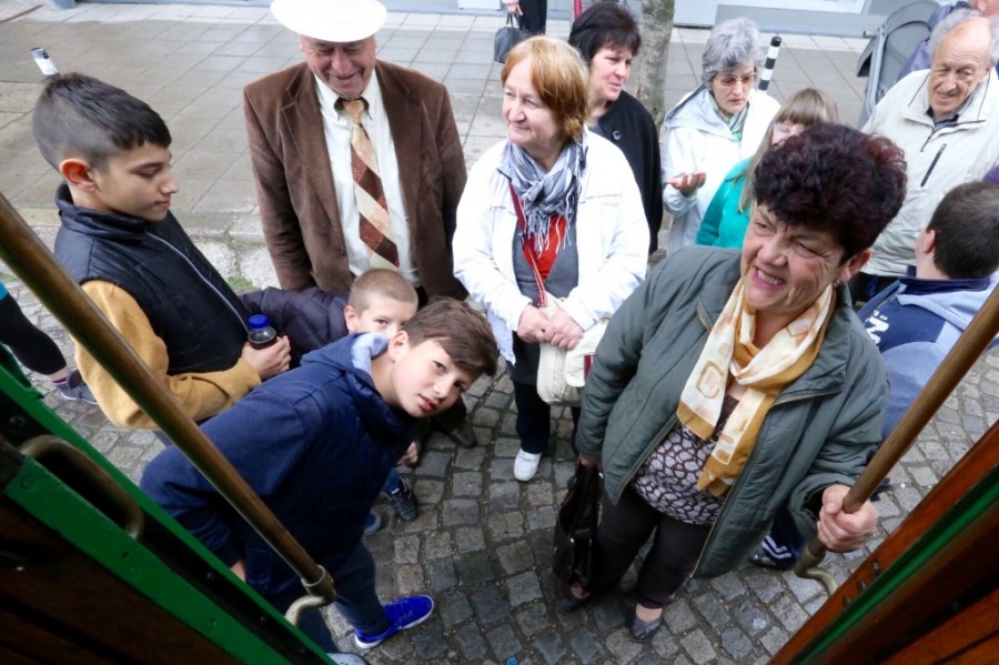 Служителите на столичния транспорт излизат на обявения засега от превозвачите