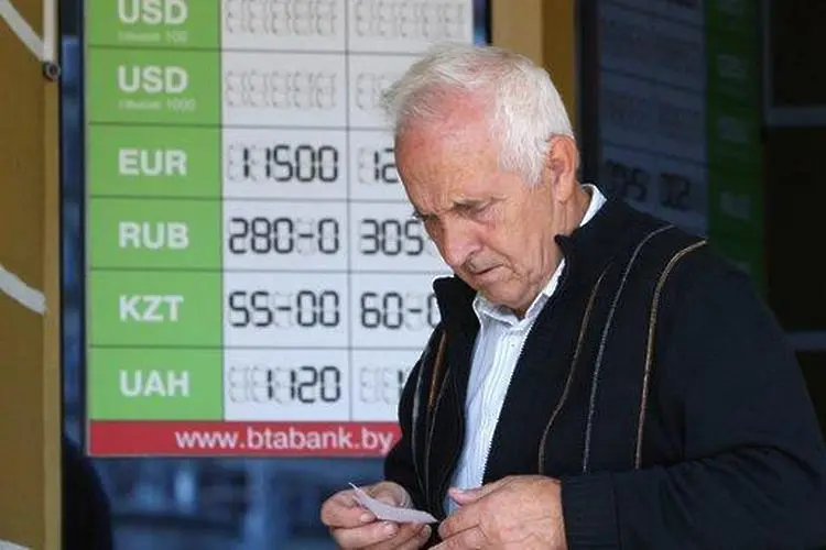 В Крим започна разплащане в рубли