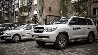 Сепаратисти използват като жив щит хора на ОССЕ в Украйна (обновена)