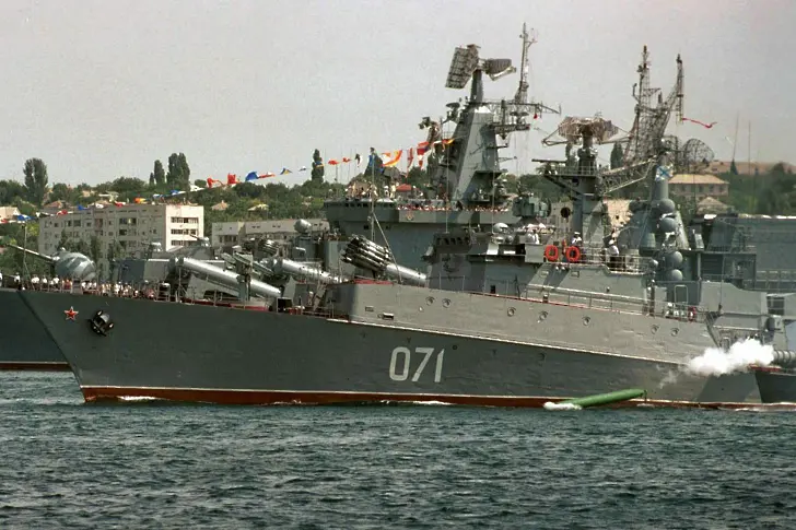 Може ли в Черно море да няма военни кораби?