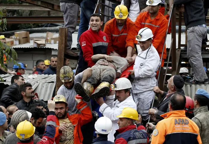 Над 400 жертви в турската мина, няма надежда за затрупаните (обновена)