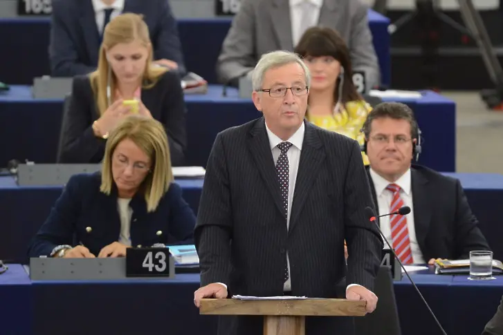 Юнкер е новият шеф на Европейската комисия (обновена)