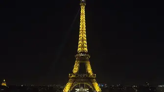 Ислямисти искали да взривят Айфеловата кула и Лувъра