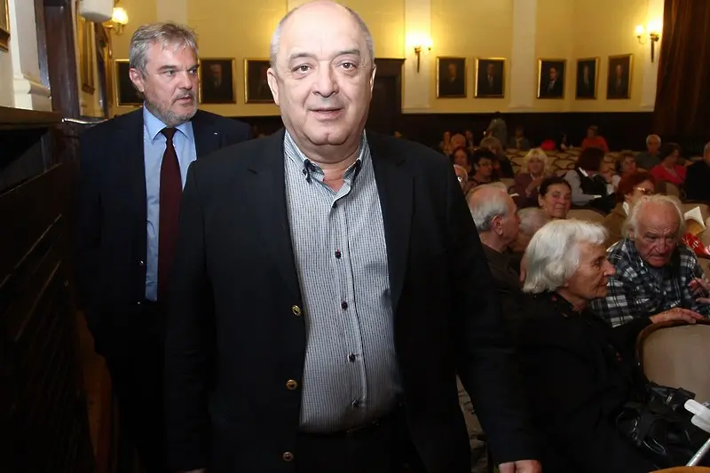Димитър Иванов посочи наследниците на Станишев