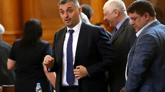 Кирил Добрев: Не повече от три мандата за депутатите от БСП