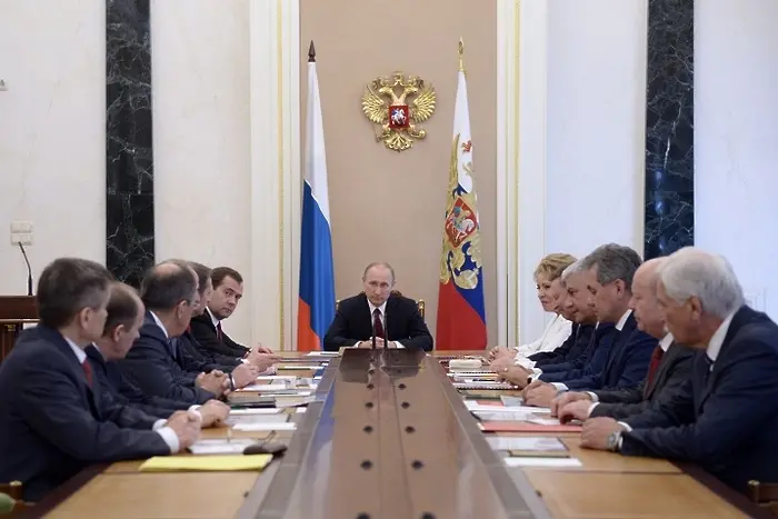 Путин свика съвещание за Украйна
