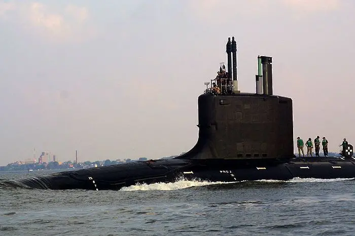 Северният флот изгони US подводница от руски води 