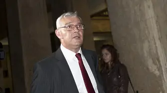 Съдът отстрани Цветан Гунев от длъжността подуправител на БНБ 