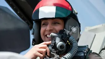 Рода проклина жена пилот, бомбардирала ислямисти