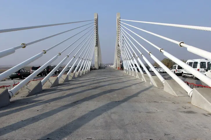 Още два моста над Дунав - при Силистра и Никопол