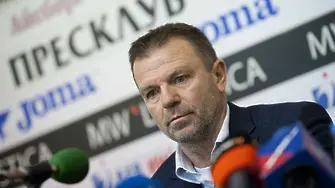 Стойчо Младенов скочи на съдия и на новия спортен министър