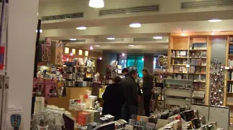 Заплашват книжарници в Брюксел заради 