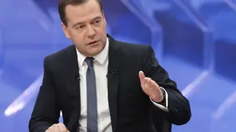 Медведев плаши Украйна с 