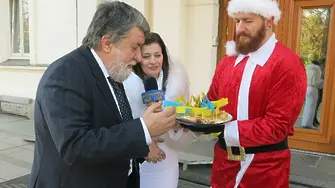 Вярва ли Вежди Рашидов в Дядо Коледа?