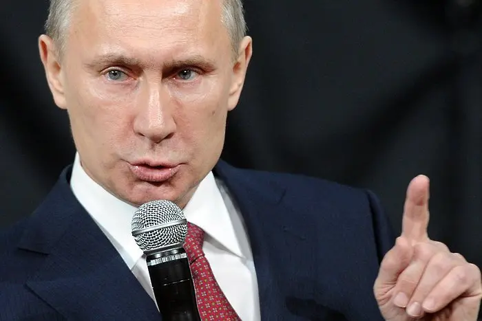 “Таймс”: Путин плаши Запада с ядрени удари