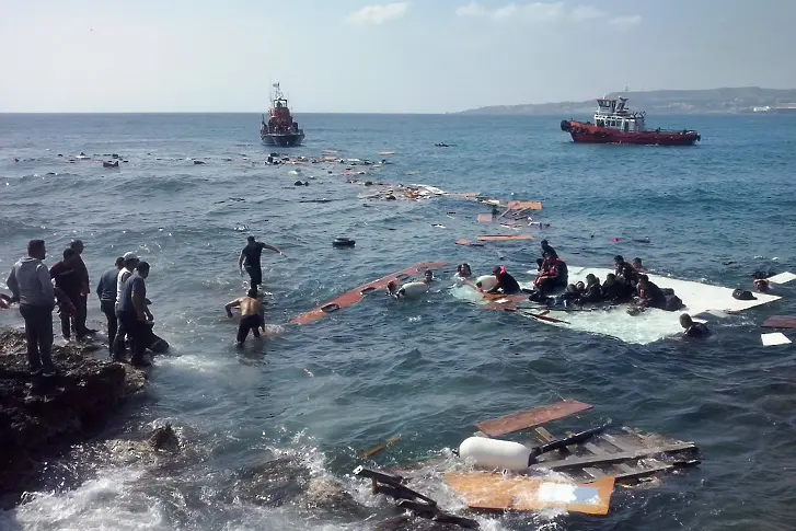 Още 20 имигранти се давят в Средиземно море