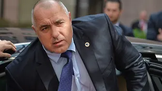 Борисов съжалява горчиво, че е летял с хеликоптер до трибуна 
