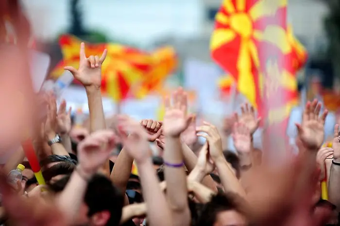 Напредък по скопски: Говорят си и може би не се бият