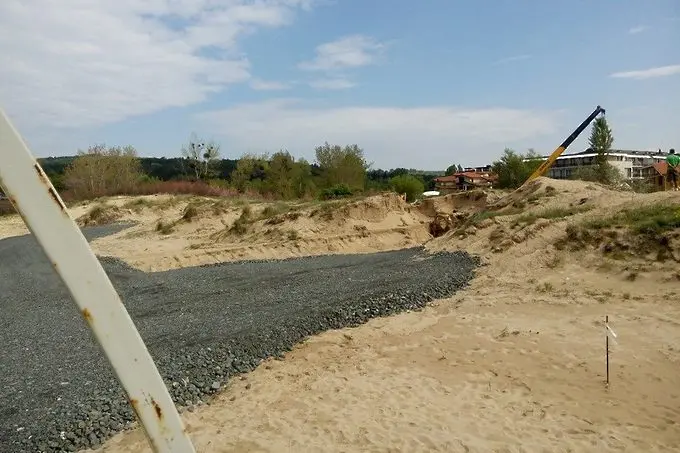 Община Созопол: Няма асфалт на плажа на 