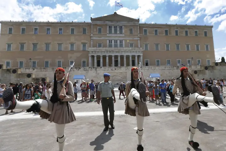 Колебаещите се решават референдума в Гърция