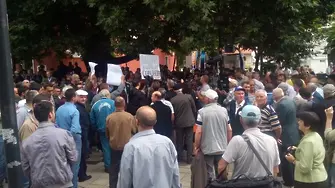500 мюсюлмани протестираха заради Куршум джамия в Карлово