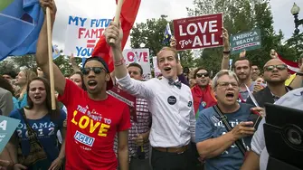 Историческо събитие: САЩ узакони напълно гей браковете