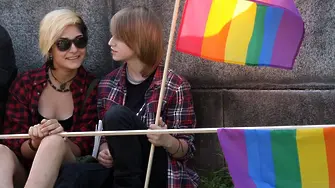 Лутеранската църква в Норвегия вече ще венчава гей двойки