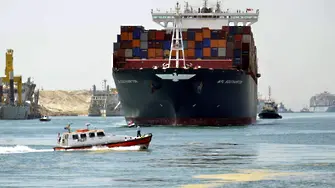 Новият Суецки канал е готов само за 11 месеца