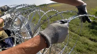 С каква ограда ще спираме бежанците? Израелска