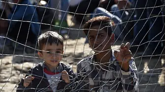 Унгария ще строи ограда и на границата с Румъния