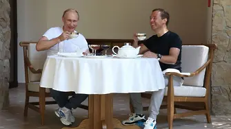 Путин и Медведев - фитнес маниаци в Сочи