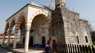 В Сърбия зидат най-голямата джамия в Европа