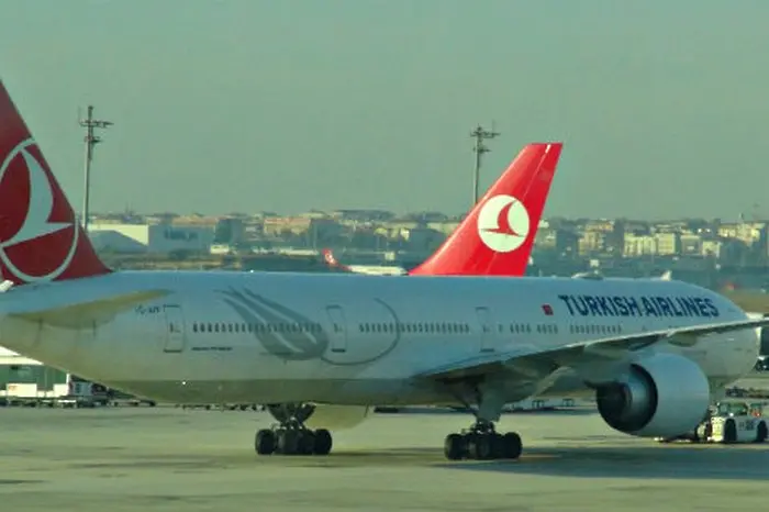 Заплаха за бомба отклони турски самолет към Канада (обновена)