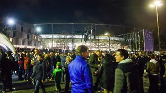 Коварният план в Хановер: Взривяване на бомби на стадиона