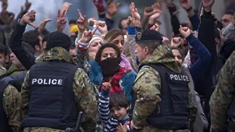 Македония вдига ограда по границата с Гърция