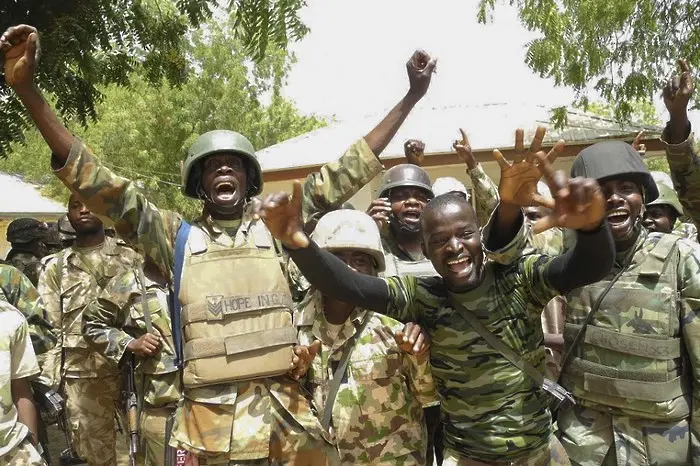 Президентът Бухари: Печелим войната с „Боко Харам“