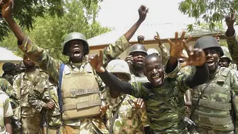 Президентът Бухари: Печелим войната с „Боко Харам“
