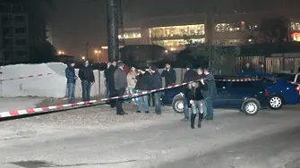 Сигналът за стрелбата на бул. „Черни връх” е подаден от охраната на Алексей Петров