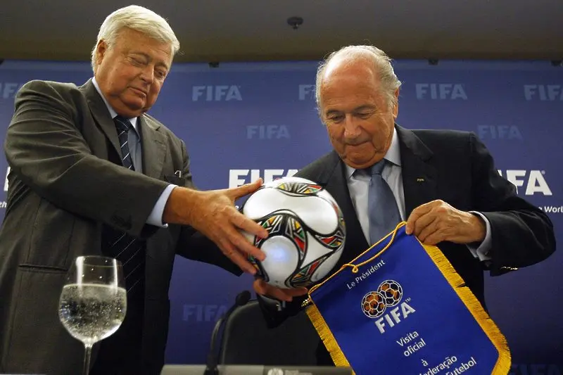ФИФА наложи ново наказание на Блатер. И глоба