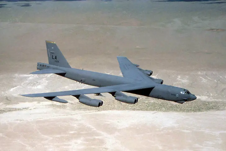 Б-52 удари 