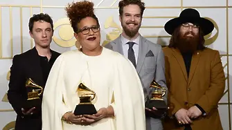 Наградите Грами: Битката между белия поп и черния хип-хоп без победител